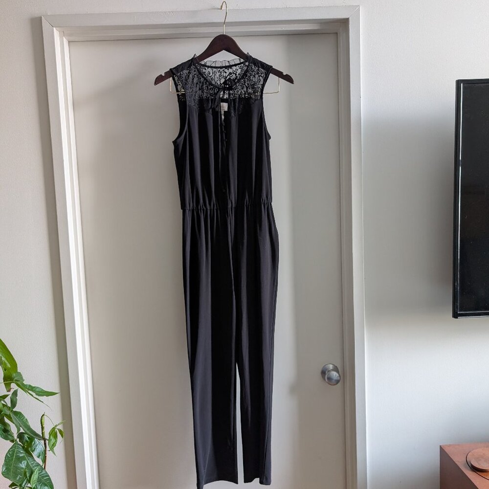 Black lace detail jumpsuit - Laundry by Shelli Segal size 2